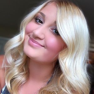 Meet your Posher, Cj